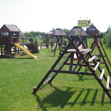 Hotel Gregor Pszczółki Buitenkant foto